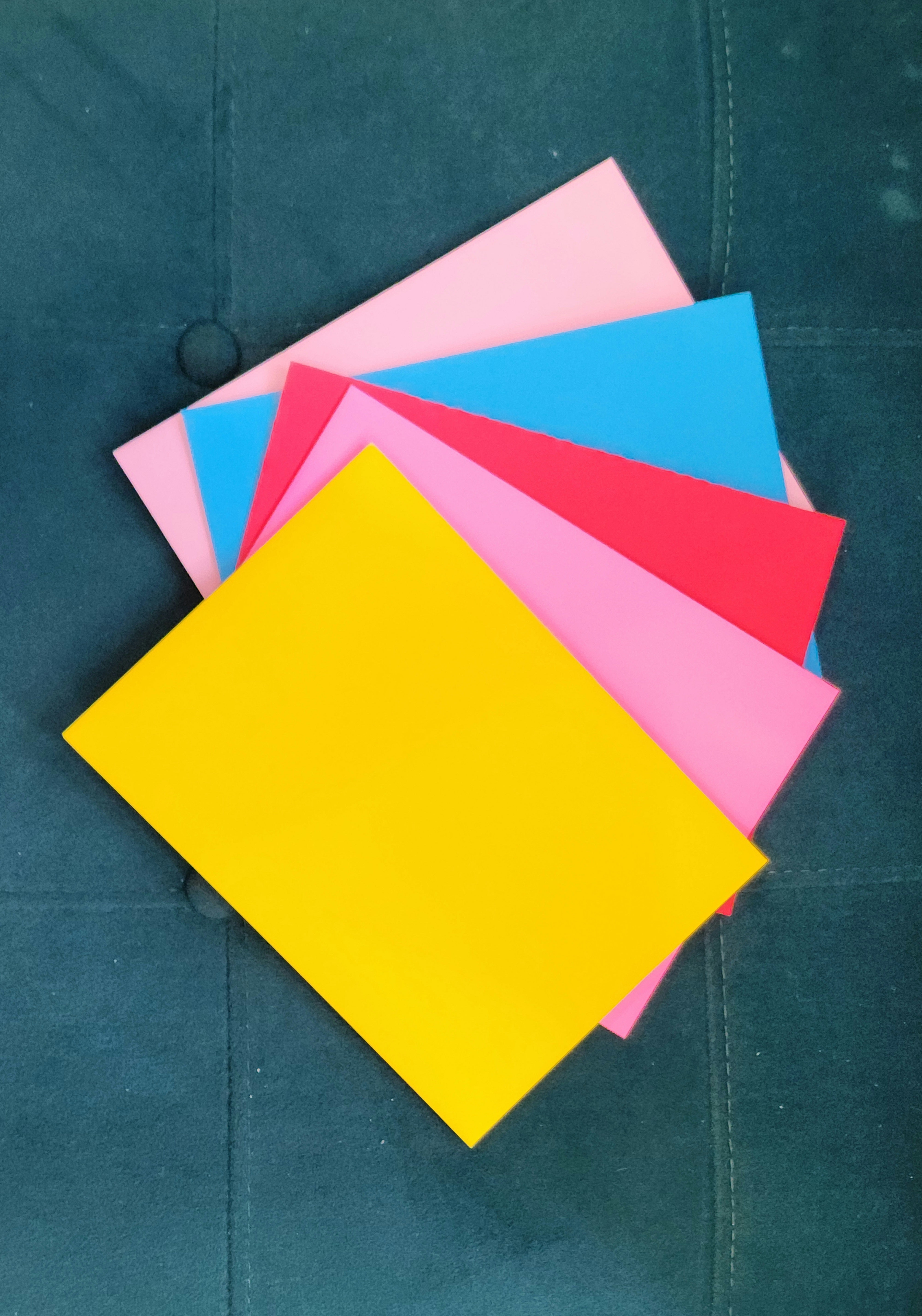 Pack Of Multi-Colour Paper AI art - The Soulful Artists